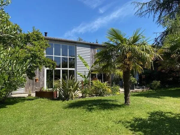 Maison 7 pièces 204 m²