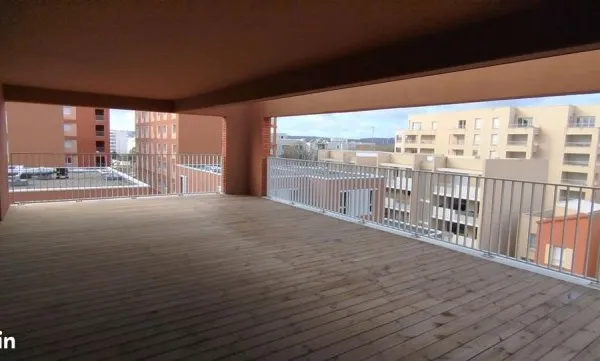 Appartement 4 pièces 96 m²