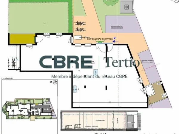 Local commercial 158 m²