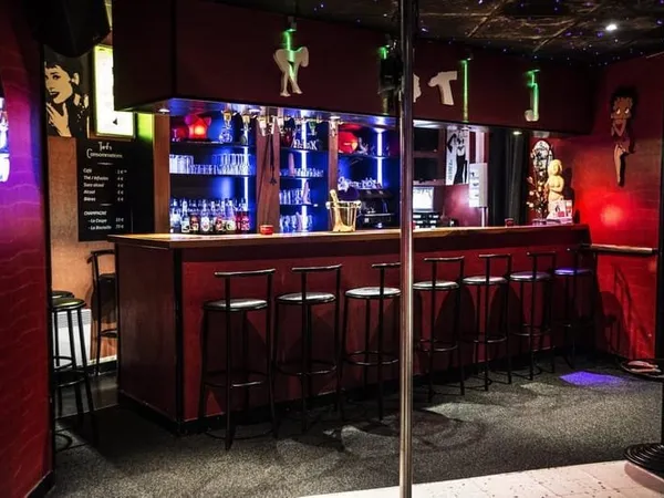 Bar ambiance Licence IV 100 m2