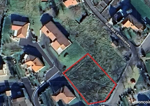Terrain à vendre Saint Yvoine 63500