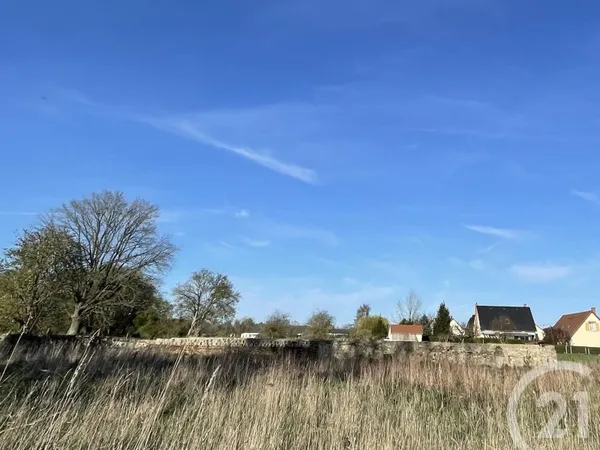 Terrain 711 m²