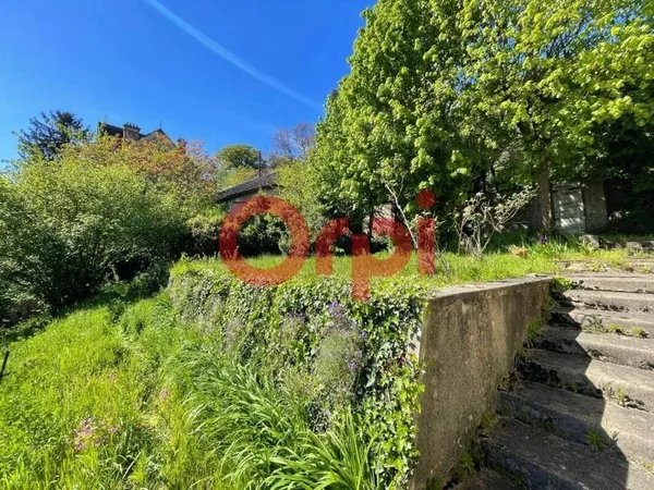 Terrain 366 m²