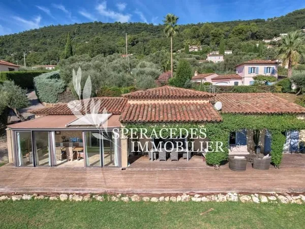 Le Tignet - Villa de plain pied vue mer