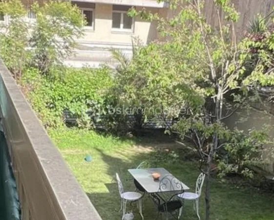 Appartement 4 pièces 64 m²