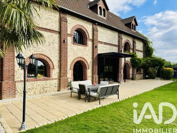 Maison 8 pièces 276 m²