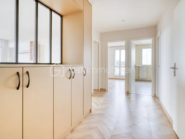 Appartement 4 pièces 77 m²
