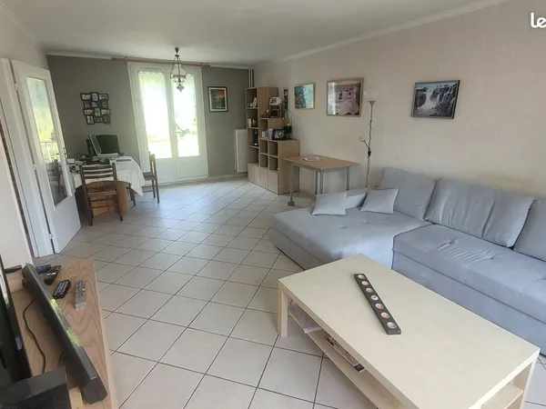Maison familiale 150 m² proche de Rouen - Double garage - Impasse au calme