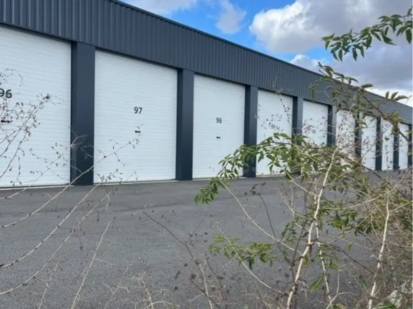 Box / garage