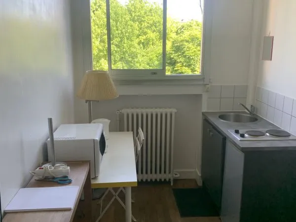 Location Chambre de service très calme à Neuilly sur Seine