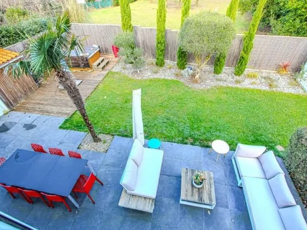 ANGLET- CHAMBRE D'AMOUR - BELLE VILLA - PLAGE A PIED