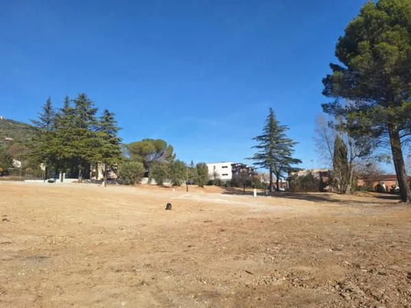 Terrain 359 m²