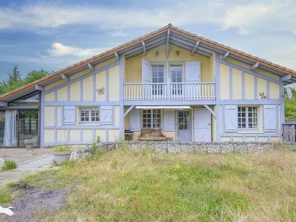 Maison 6 pièces 180 m²