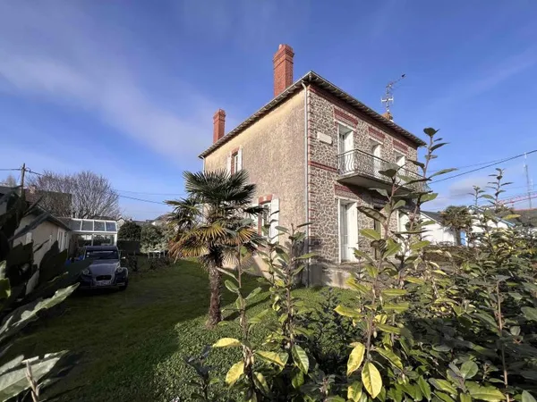 Vends maison - 222m²