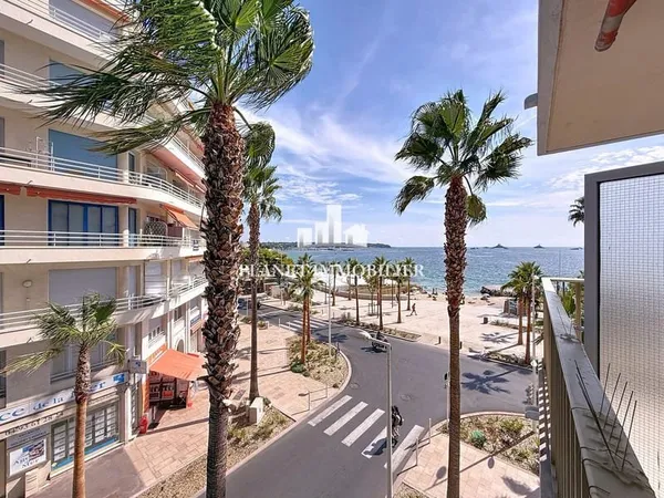 JUAN LES PINS APPARTEMENT 3 PIECES VUE MER PARKING ET CAVE