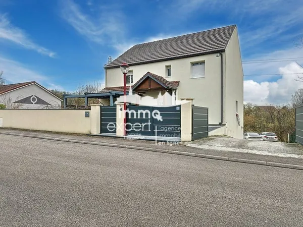 Maison 6 pièces 184 m²