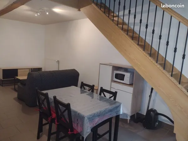 Studio en mezzanine