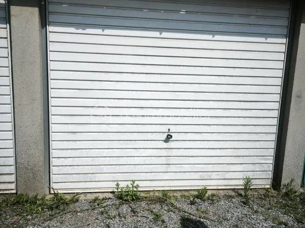 Parking 21 m²