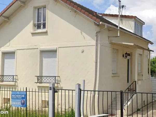 Maison avec appartement F2 indépendant (possibilité location)