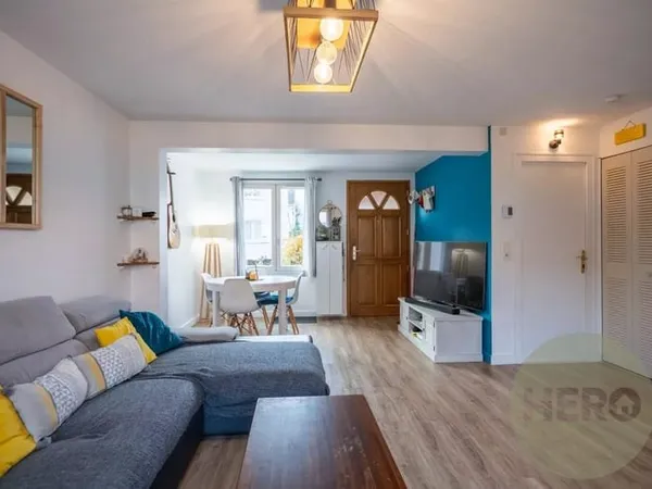 Charmante Maison à Plaisir, 3 Chambres, 75 m²