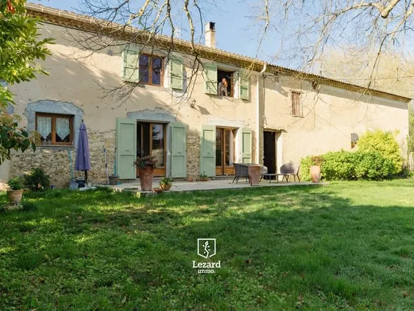 Maison 5 pièces 185 m²
