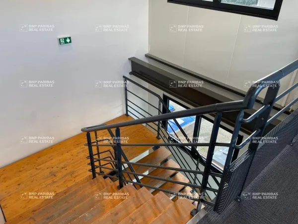 Bureaux 447 m²