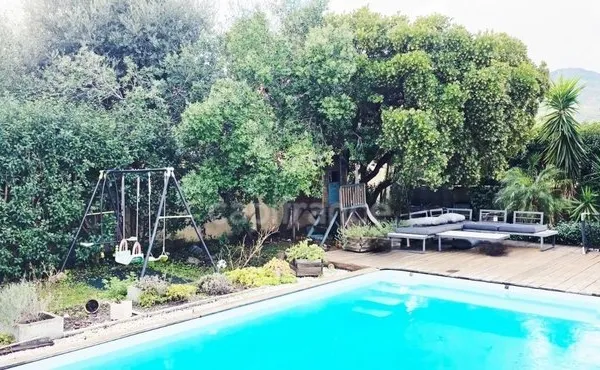 Furiani A Vendre villa 4 chambres piscine et son studio indépendant
