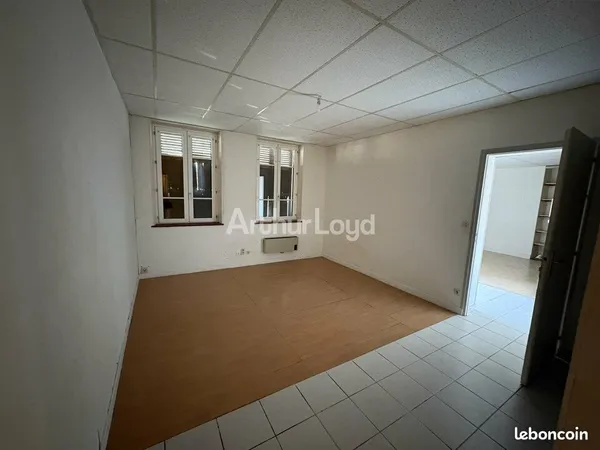 Bureaux 84 m²