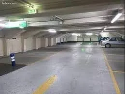 Vends place de parking Indigo Galeries Lafayette Paris 9ème - 12m² - 15 000