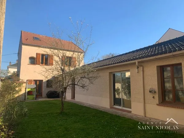 HARDICOURT Maison du Vexin 190 m2, réception 50 m2, 4 chambr