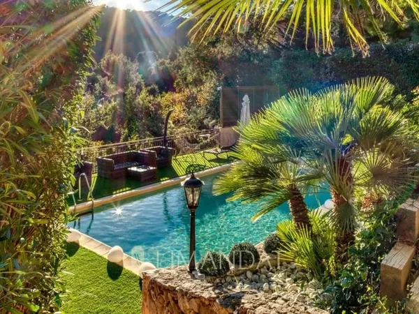 Villa d'Exception aux Serres de la Madone avec Vue Mer Panoramique