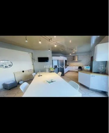 Appartement de 135M2 aux pieds de toutes les commodités