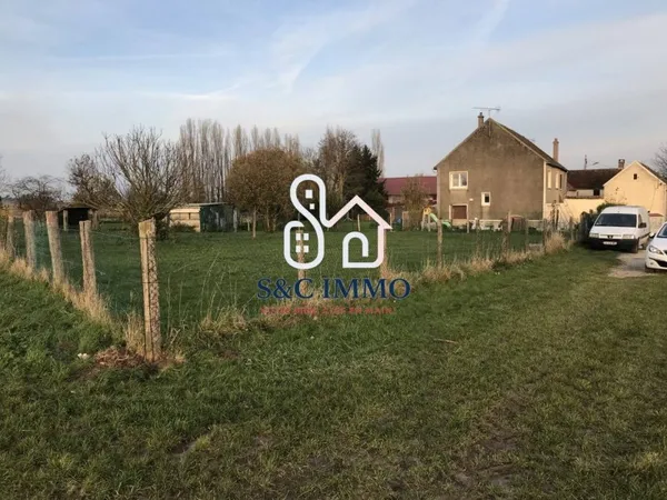 Terrain 589 m²