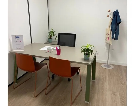 Bureau à louer - nimes st cesaire