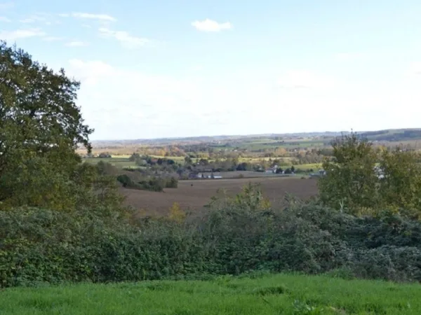 Terrain 1700 m²