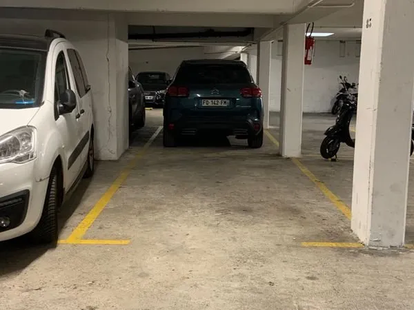 Loue place parking