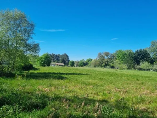 Terrain 1344 m²
