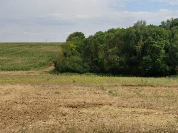 Terrain 425 m²
