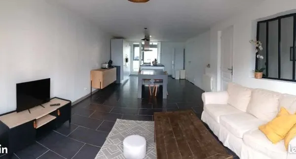 Maison entièrement meublée 950 hors charges