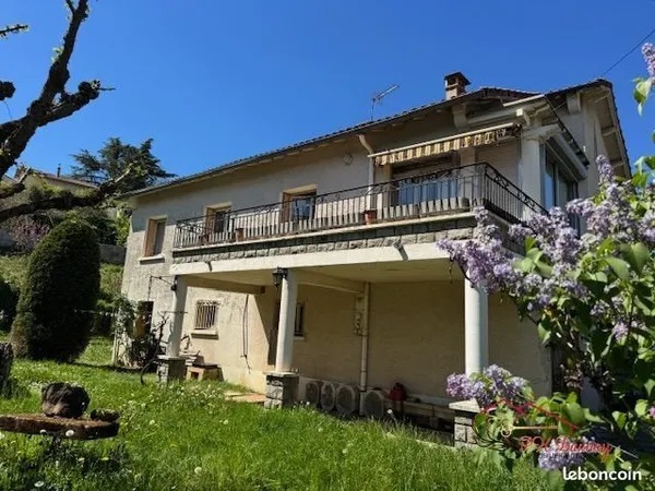 Maison 8 pièces 162 m²