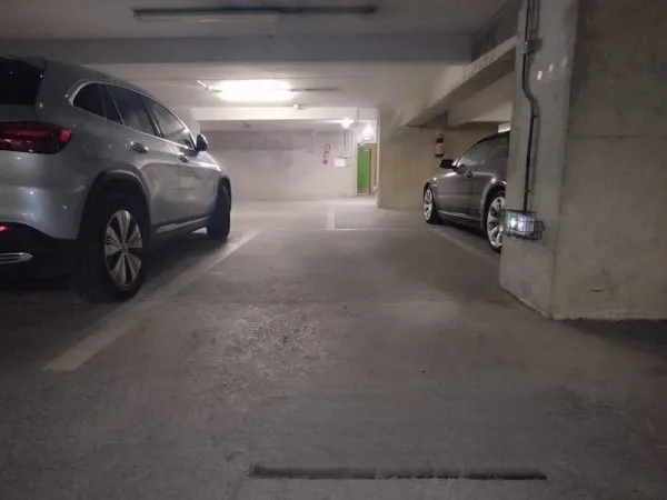 PARKING SÉCURISÉ A VENDRE ALLÉE JEAN JAURES