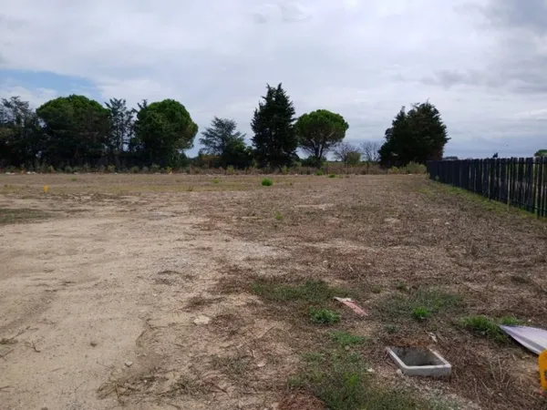 Terrain 353 m²
