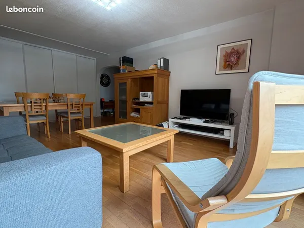 T4 80 m² - Uriage-les-Bains - Centre à pied - Ascenseur - Balcons