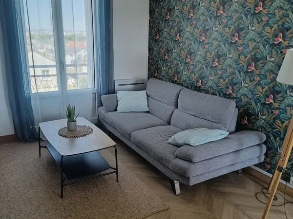 T3 lumineux refait à neuf avec balcon plein sud - Le Mans (72000)