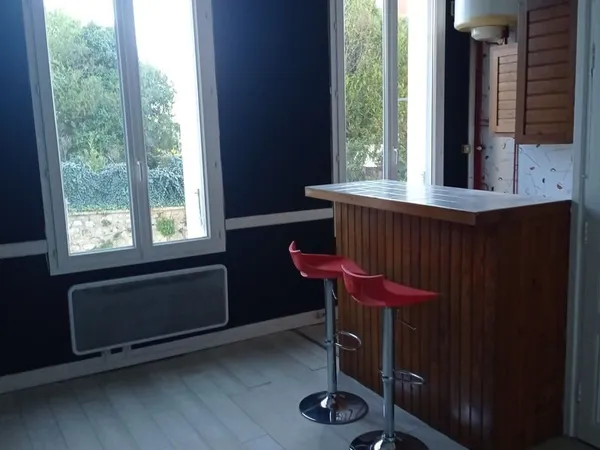 Maison de ville type 2 avec garage sur ANGOULEME