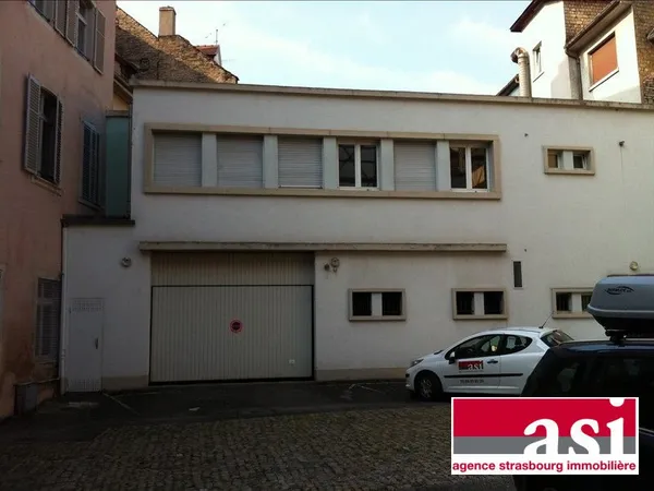 PARKING COUVERT