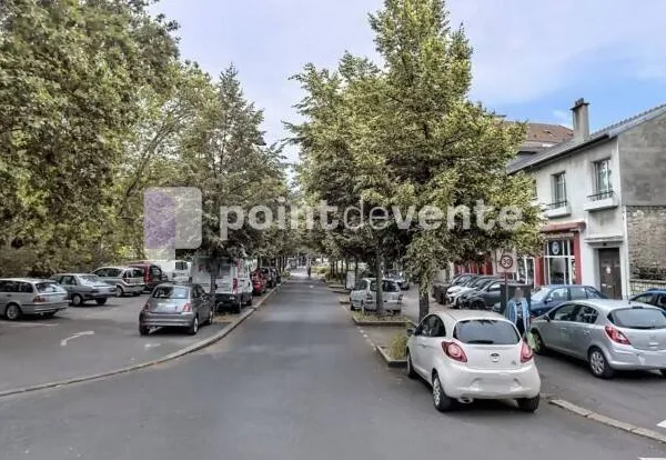 Local commercial 27 m²