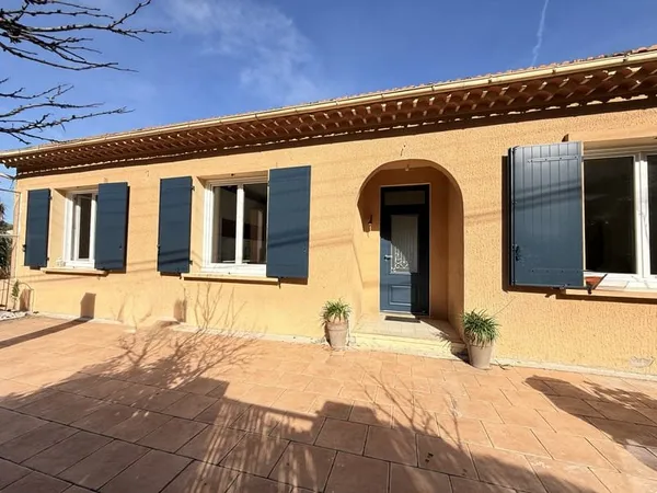 Maison de 192m2 sur un terrain de 905m2
