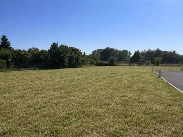 Terrain 430 m²