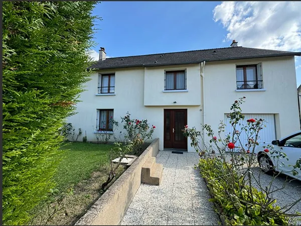 Amboise - Maison familiale 163 m2 5 chambres et jardin